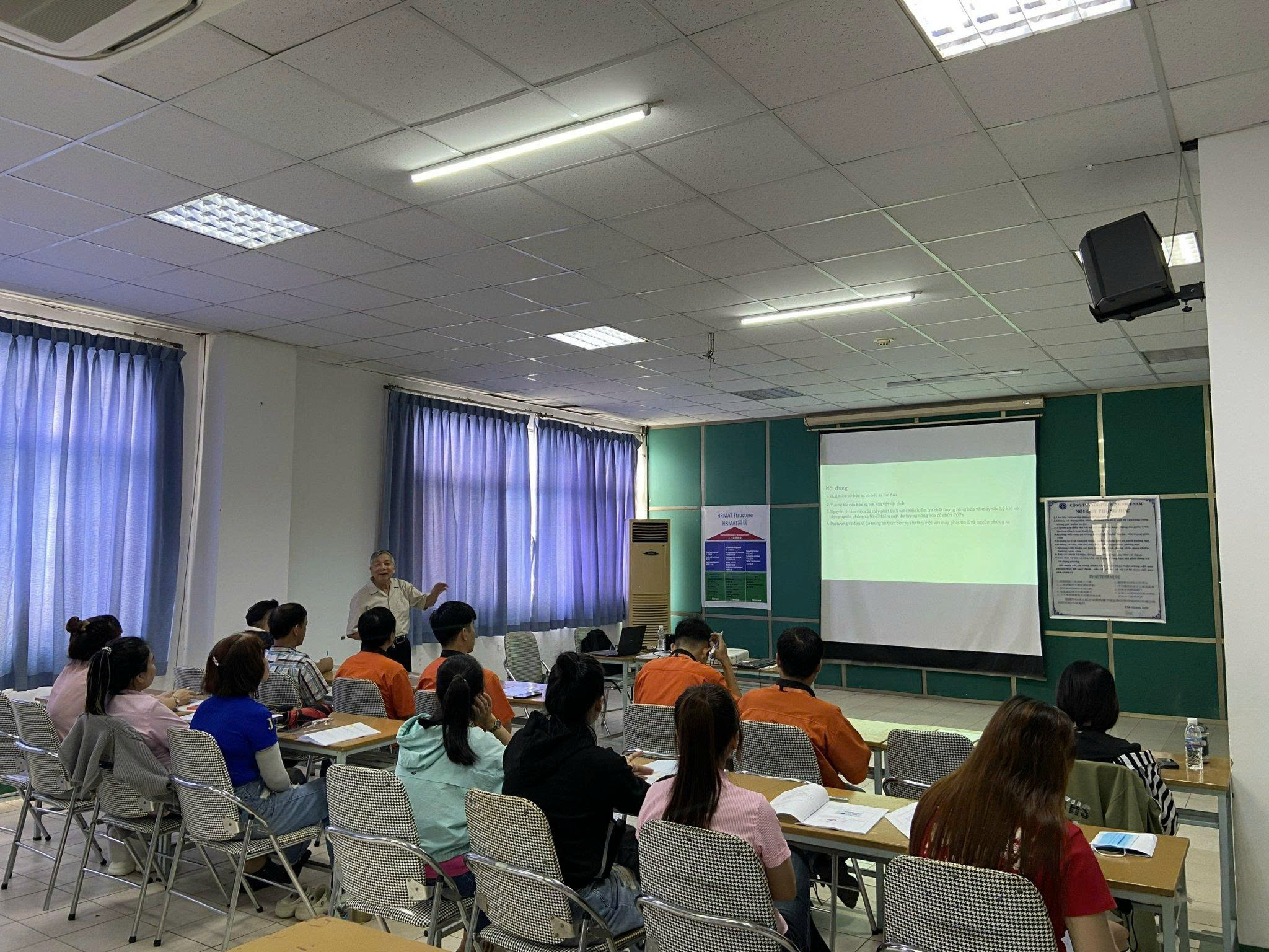 đào tạo an toàn bức xạ